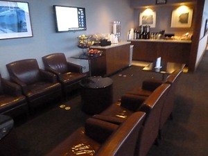 United Club Chicago Business Class Lounge Nov 2011