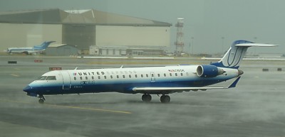 United Airlines ERJ at San Francisco Oct 2011