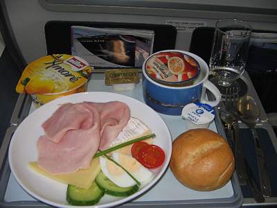 BA lunch LHR to DUS Dec 2006