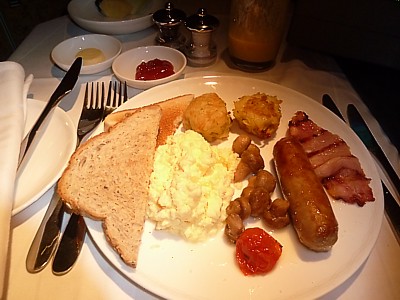 British Airways First Class Food ORD-LHR Nov 2011