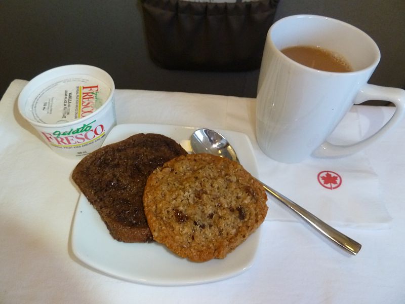 Air Canada Inflight Meal Business Class CPh YYZ Aug 2012