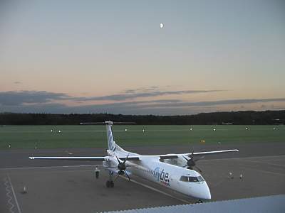 Flybe Dash 8 Q400 Southampton Nov 2006