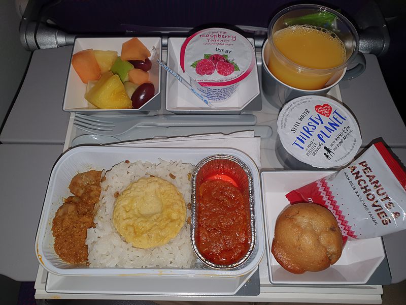 Malaysia Airlines Economy Class Inflight Meal London LHR to Kuala Lumpur KUL July 2019