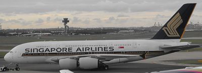 Singapore Airlines new twin-desk Airbus at Sydney March 2009